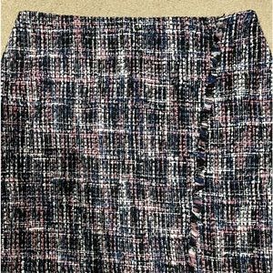 Loft skirt, made very nice.  Gorgeous colors, size 10. Great with boots/heels.